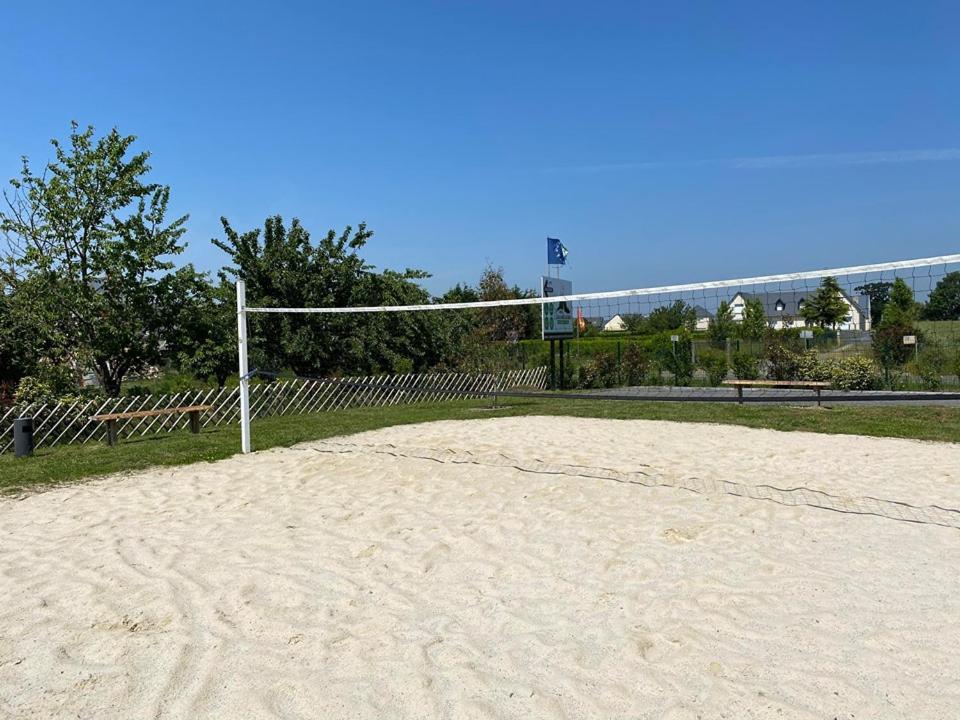 Camping La Baie Du Mont Saint Michel Céaux Exterior foto